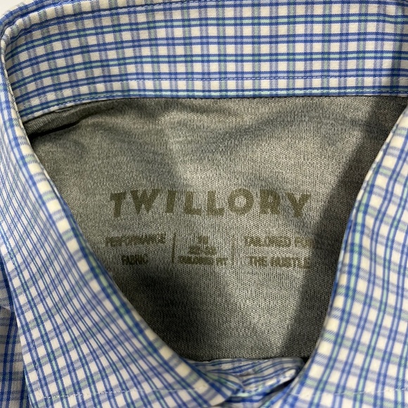 Twillory Performance Men’s Button Down Shirt - Picture 2 of 6